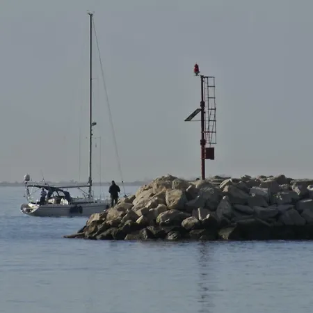 70 Sq M At Saint Martin's Harbour Apartment