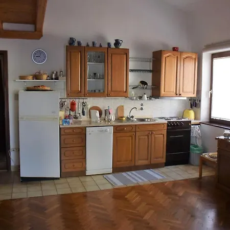 70 Sq M At Saint Martin's Harbour Apartment *