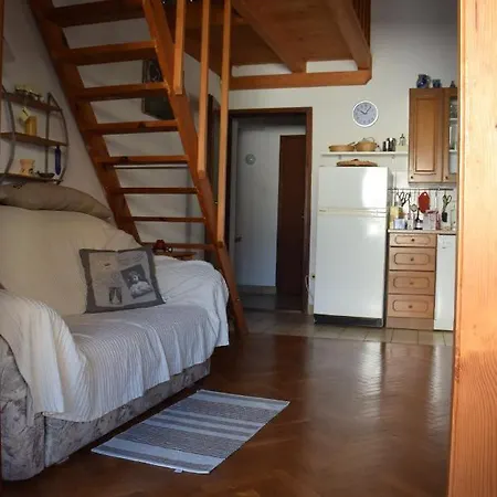 70 Sq M At Saint Martin's Harbour Apartment